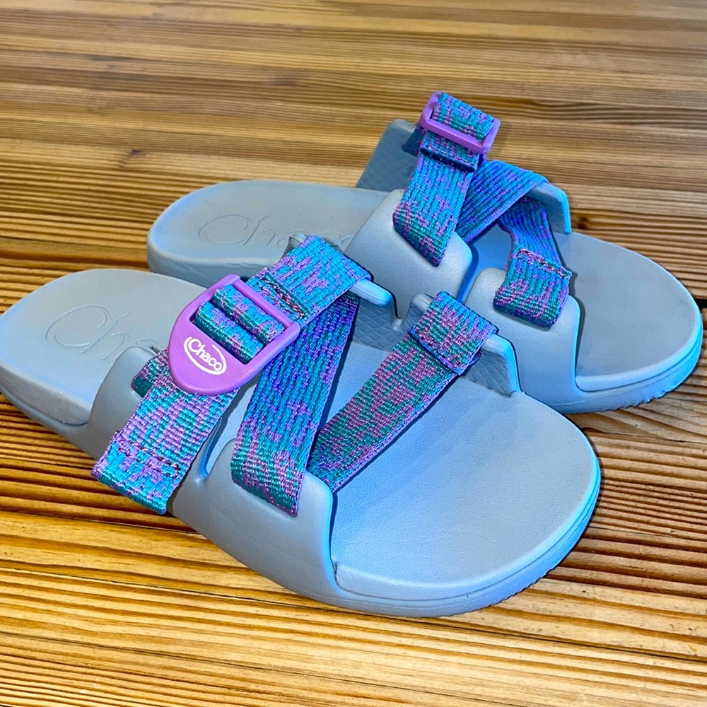 Chaco kids Chillos sandals- never worn